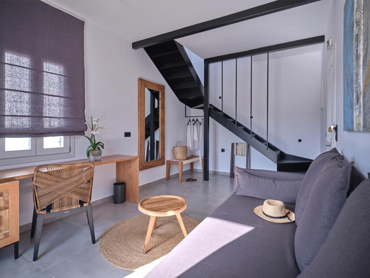 Parian Village - Adults Only מלון 4*