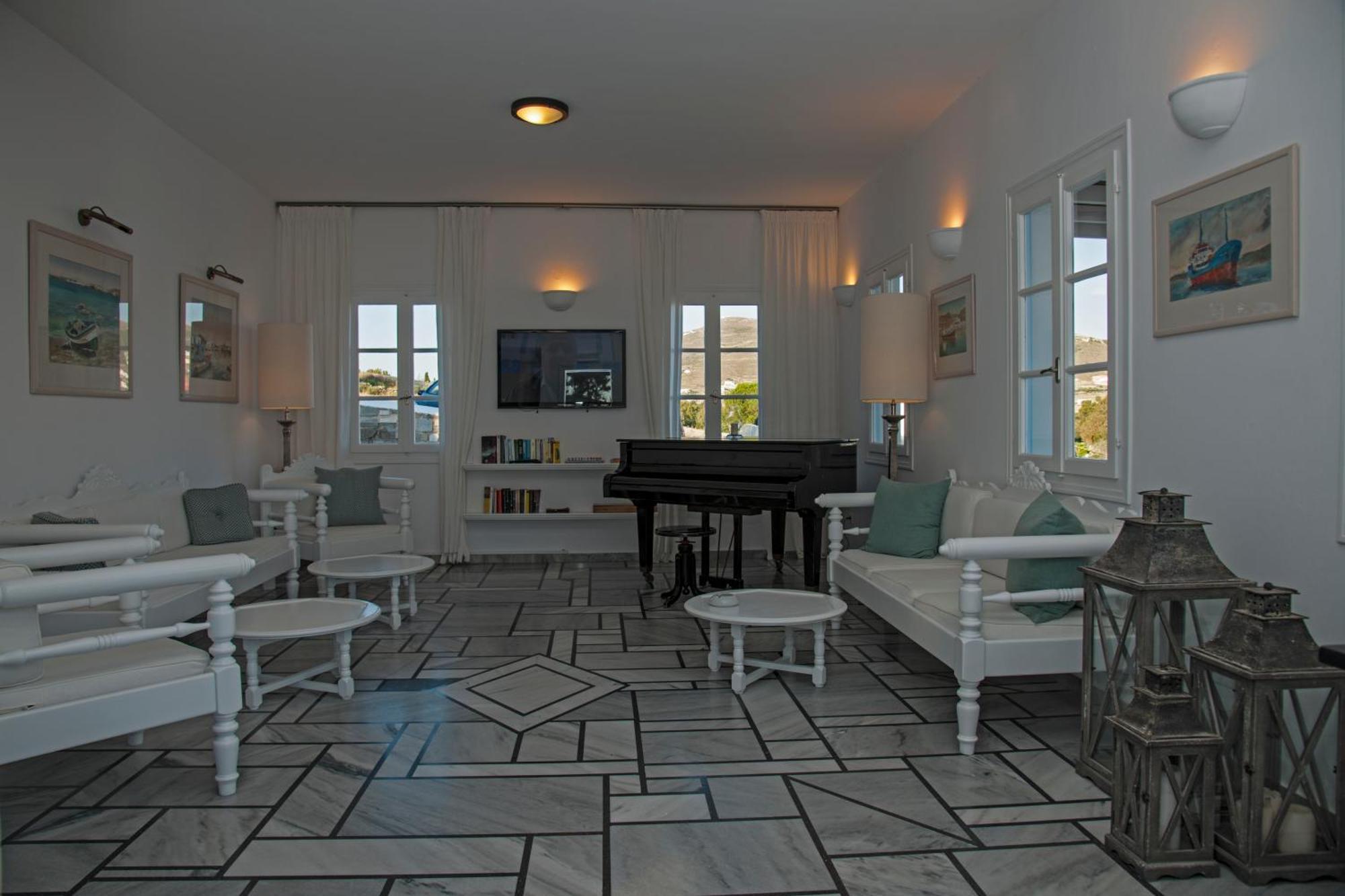 מלון Parian Village - Adults Only פארוס