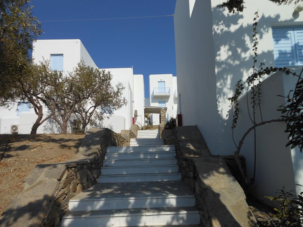 מלון Parian Village - Adults Only