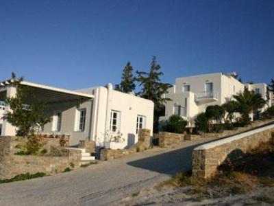 מלון Parian Village - Adults Only
